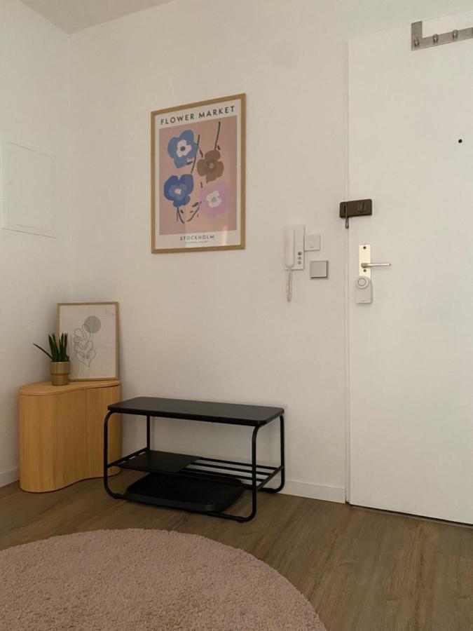 81 M2 I Comfortable 3 Room Apartment I Central L Wifi & Netflix Hannover