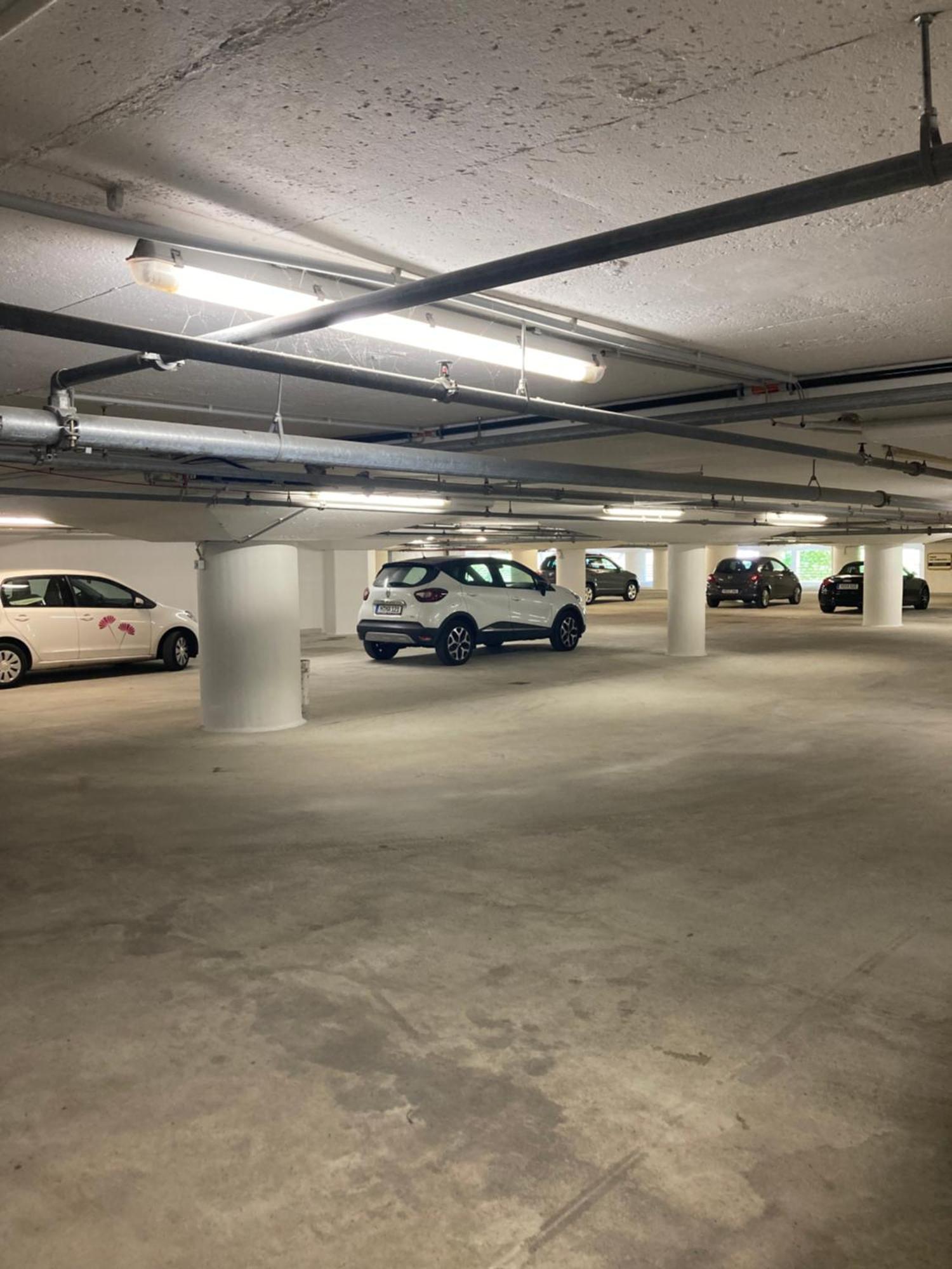 Apartment 81 M2 I Comfortable 3 Room Apartment I Central L Wifi & Netflix *